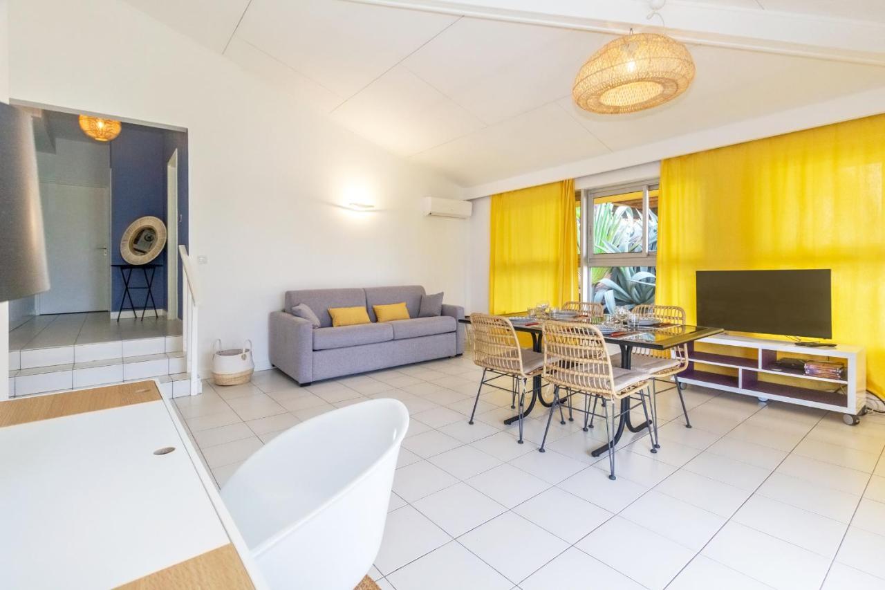 Cuty - Bel Et Spacieux Apt Avec Magnifique Vue Mer Et Piscine Saint Gilles Les Bains Εξωτερικό φωτογραφία